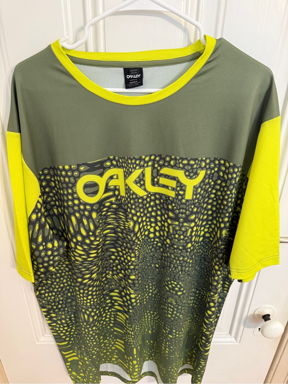 Oakley Olive & Neon Yellow Mountain Bike Jersey